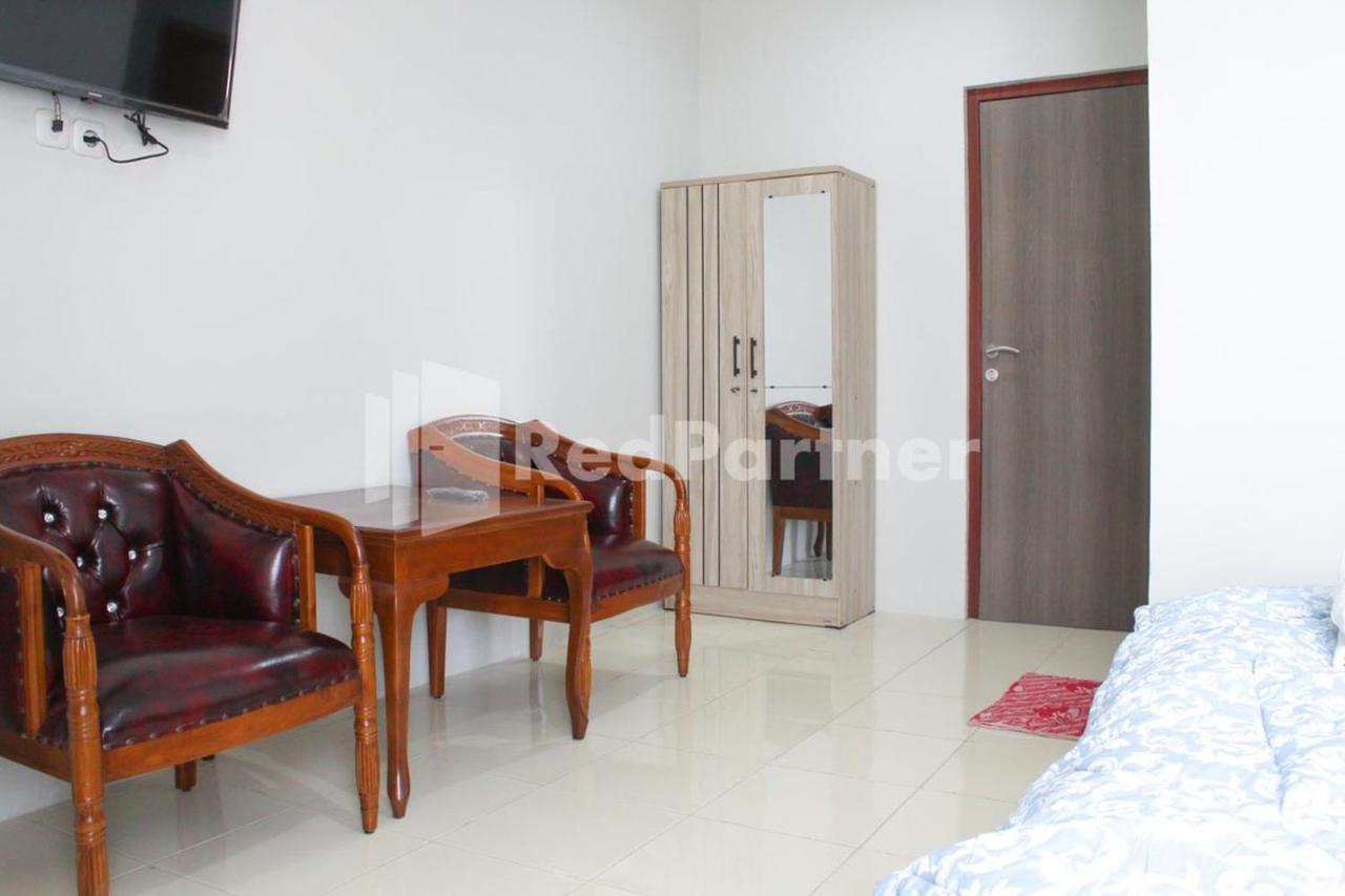 Brahma Hotel Mitra Reddoorz Jakarta Luaran gambar