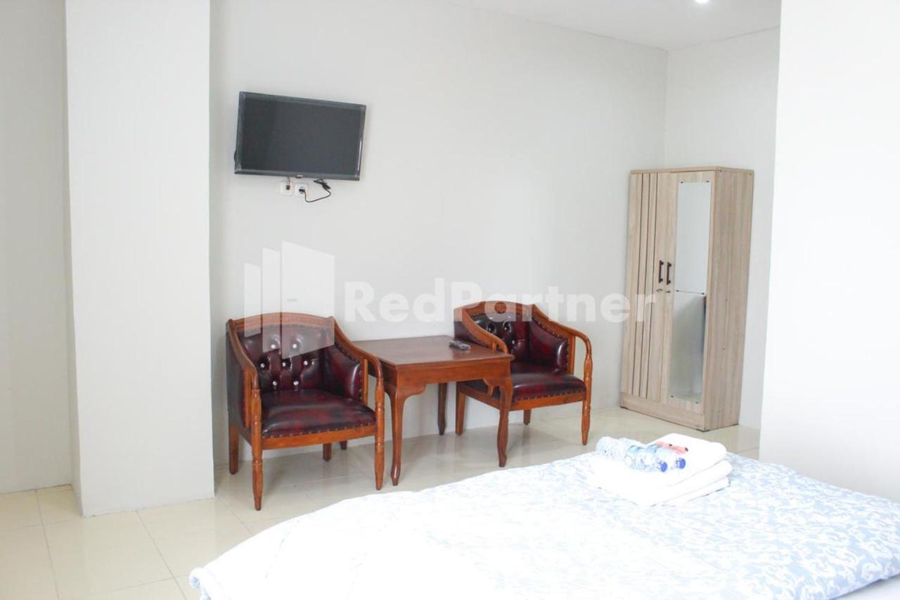 Brahma Hotel Mitra Reddoorz Jakarta Luaran gambar